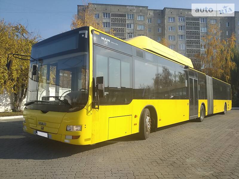 Міський автобус MAN A25 2008 в Луцьку
