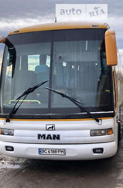Приміський автобус MAN A91 2000 в Дрогобичі