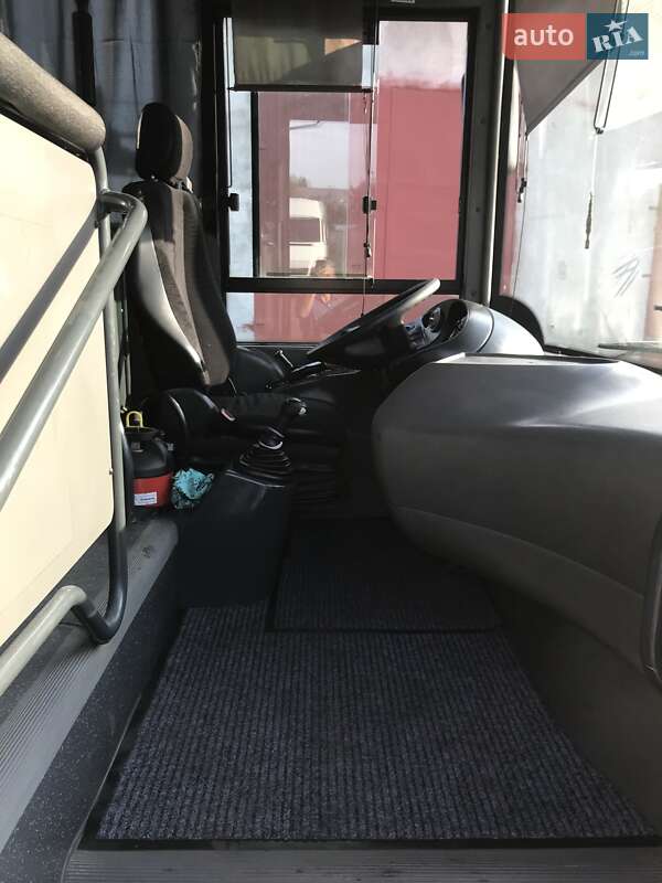 Приміський автобус MAN A91 2007 в Львові