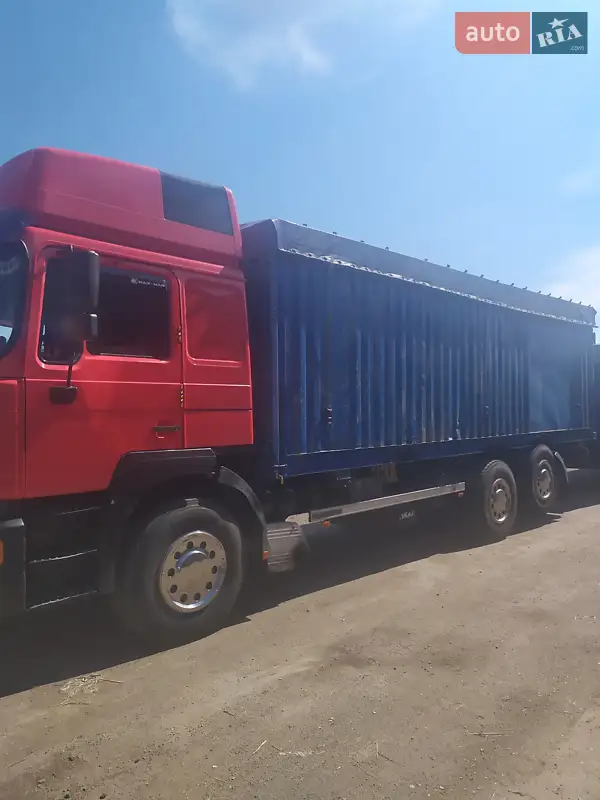 Контейнеровоз MAN F 2000 2001 в 