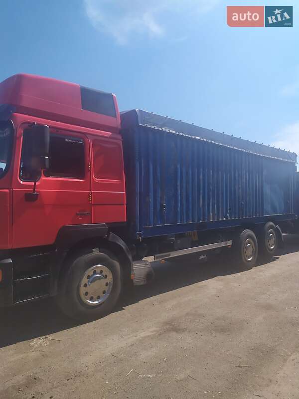 Контейнеровоз MAN F 2000 2001 в Кривом Озере