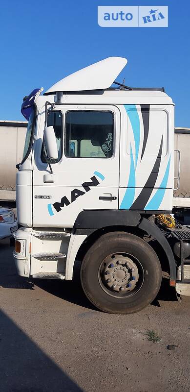 Тягач MAN F 2000 2000 в Черкасах