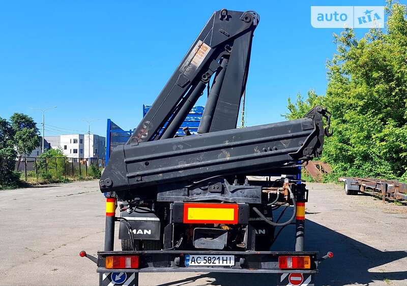 Кран-манипулятор MAN F 2000 1993 в Луцке