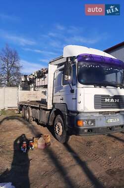 Кран-маніпулятор MAN F 2000 1999 в 