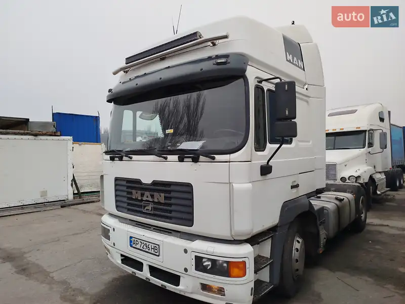 Тягач MAN F 2000 1998 в 