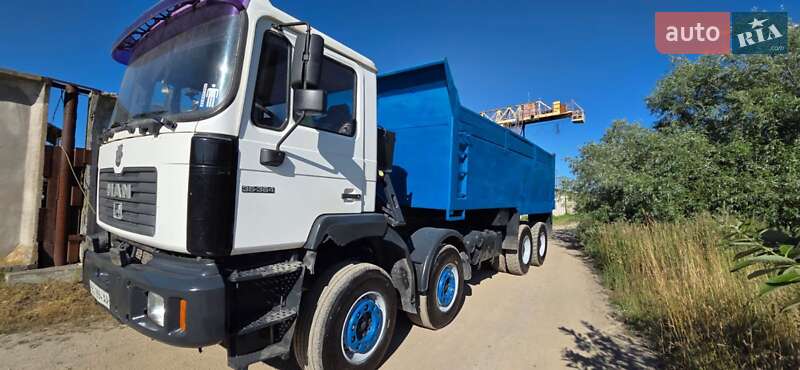 Самоскид MAN F 2000 2001 в Тернополі