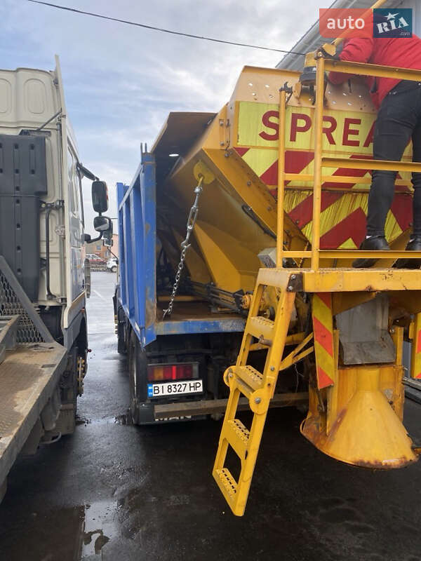 Самоскид MAN F 2000 2000 в Харкові фото 3 Самоскид MAN F 2000 2000 в Харкові