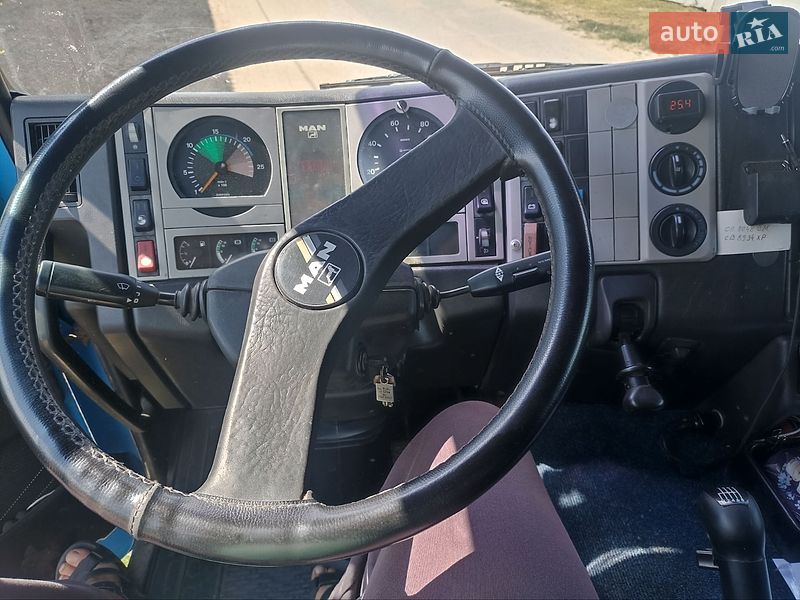Тягач MAN F 2000 1997 в Коропе