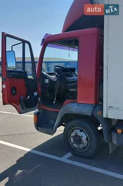 Вантажний фургон MAN L 2000 2002 в 