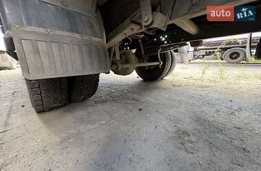 Вантажний фургон MAN L 2000 2000 в 