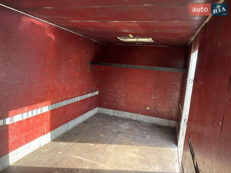 Грузовой фургон MAN L 2000 1996 в Луцке фото 3 Грузовой фургон MAN L 2000 1996 в Луцке