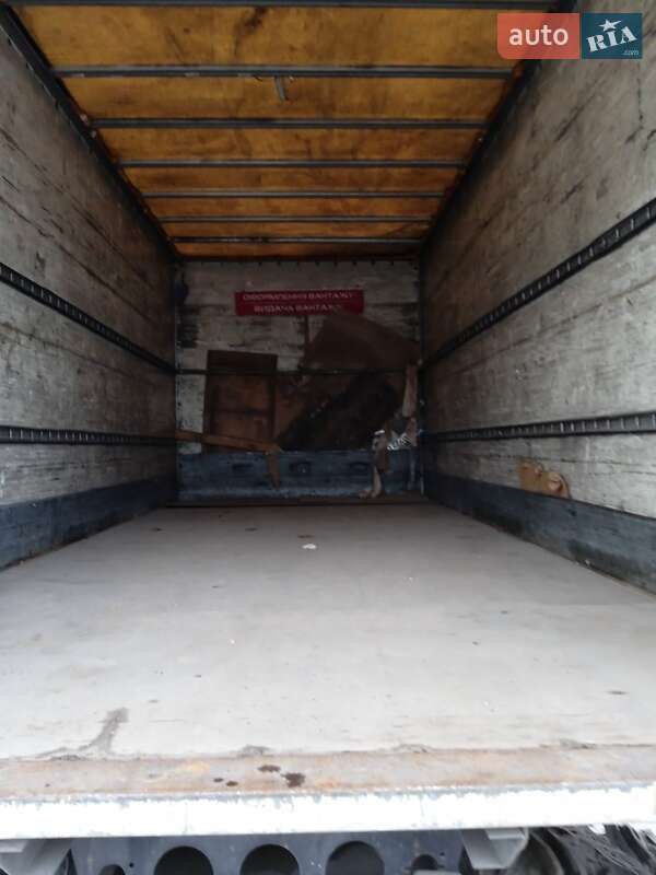 Грузовой фургон MAN L 2000 1998 в Переяславе