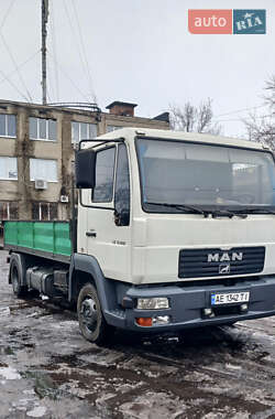Самоскид MAN L 2000 2004 в Дніпрі