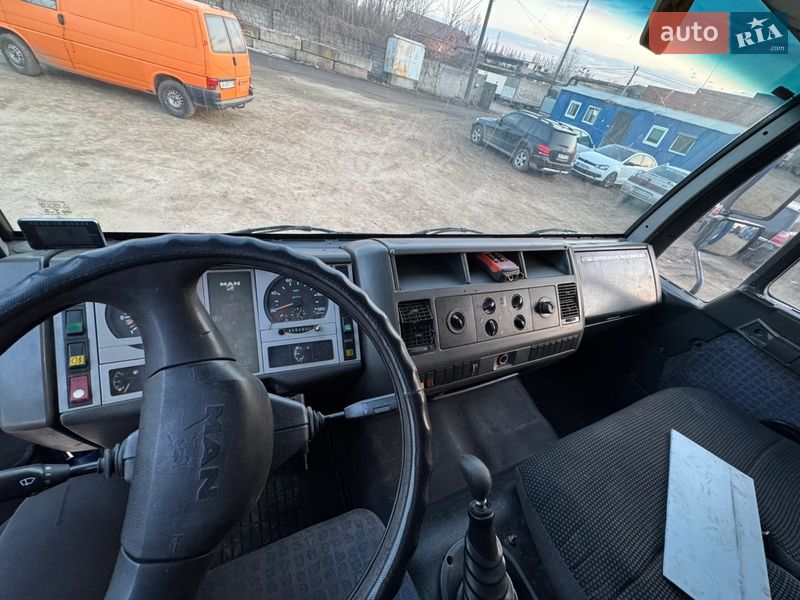 Вантажний фургон MAN L 2000 2001 в Вінниці
