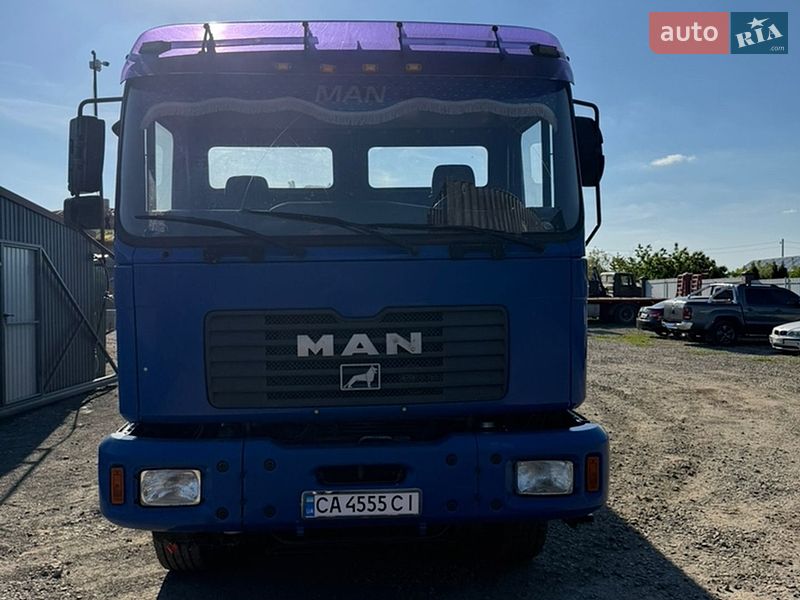 Евакуатор MAN L 2000 2000 в Умані
