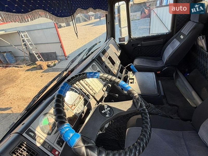 Евакуатор MAN L 2000 2000 в Умані