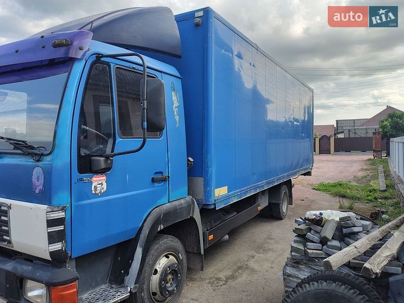Грузовой фургон MAN L 2000 1998 в Овруче