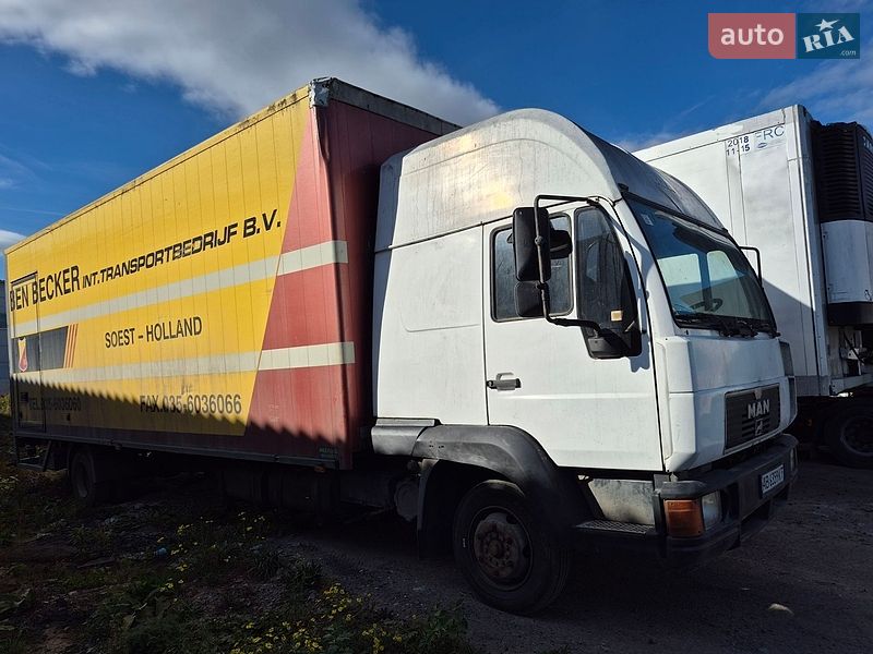 Грузовой фургон MAN L 2000 2002 в Львове
