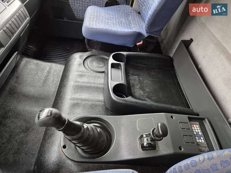 Кран-маніпулятор MAN LE 12.225 2004 в Бучачі фото 32 Кран-маніпулятор MAN LE 12.225 2004 в Бучачі