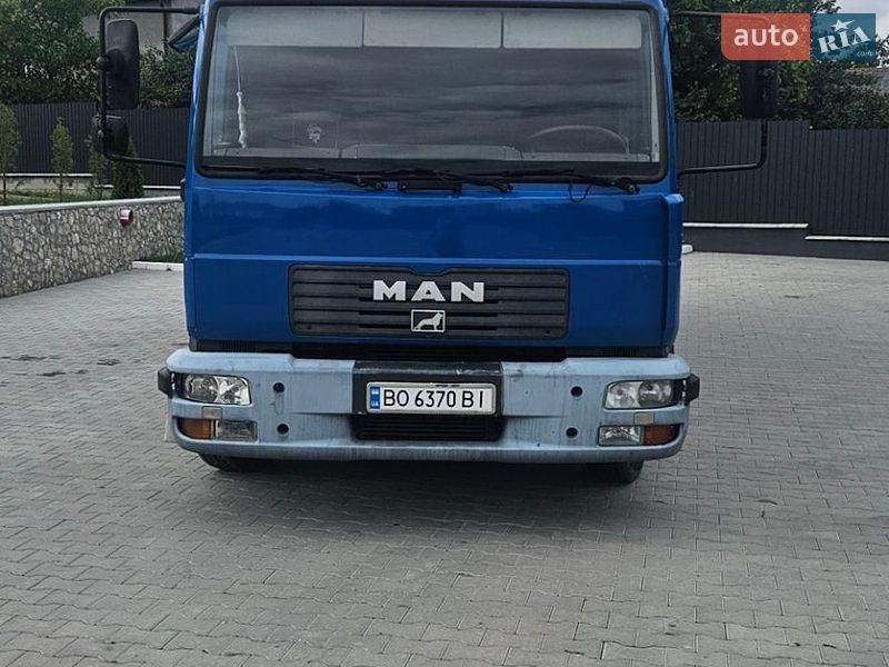Вантажний фургон MAN LE 2000 2001 в Підволочиську