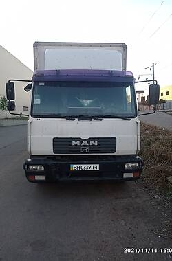 Вантажний фургон MAN LE 8.180 2004 в Одесі
