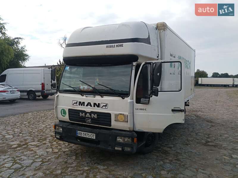 Грузовой фургон MAN LE 8.180 2002 в Виннице
