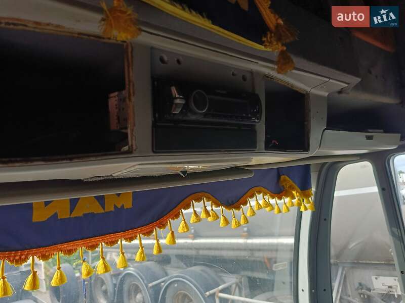 Рефрижератор MAN LE 8.180 2003 в Черкасах фото 22 Рефрижератор MAN LE 8.180 2003 в Черкасах