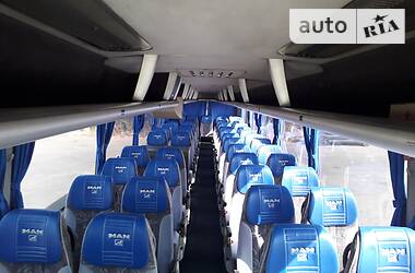 Туристичний / Міжміський автобус MAN R08 2006 в 