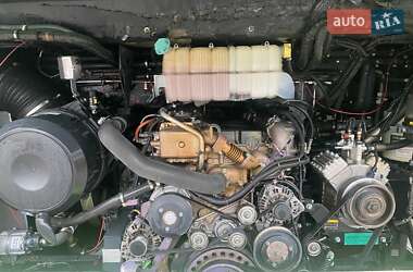 Туристичний / Міжміський автобус MAN R08 2015 в 