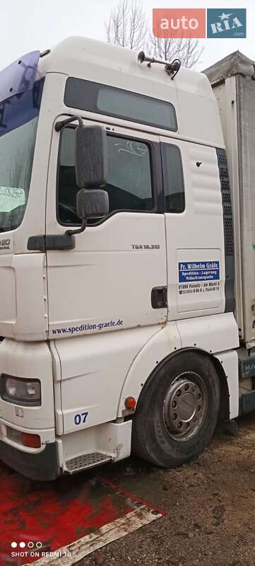 Грузовой фургон MAN TGA 2005 в Запорожье