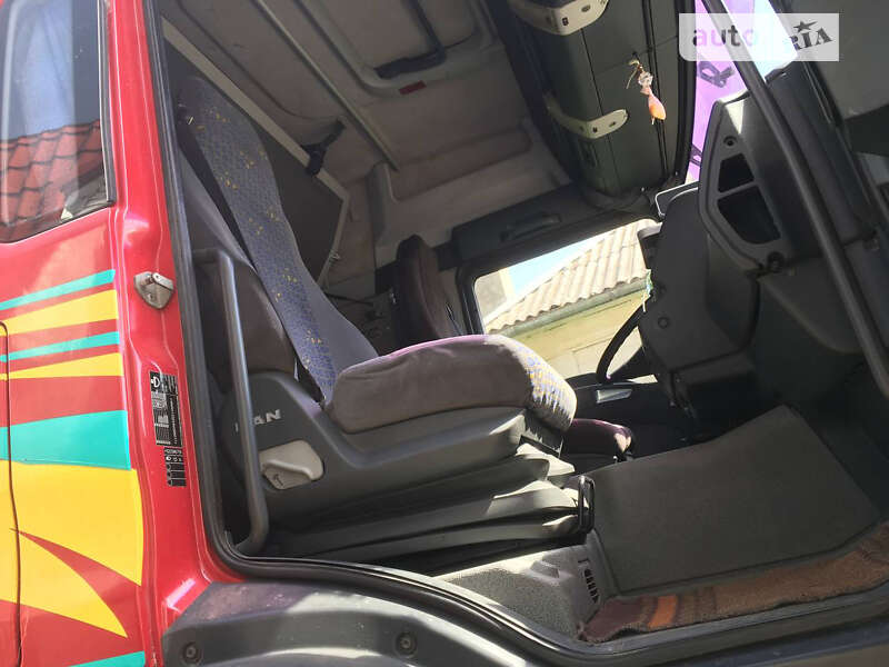 Контейнеровоз MAN TGA 2004 в Баре фото 10 Контейнеровоз MAN TGA 2004 в Баре