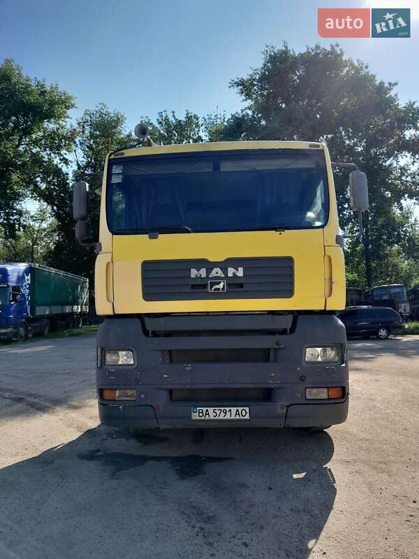 Самосвал MAN TGA 2002 в Александрие