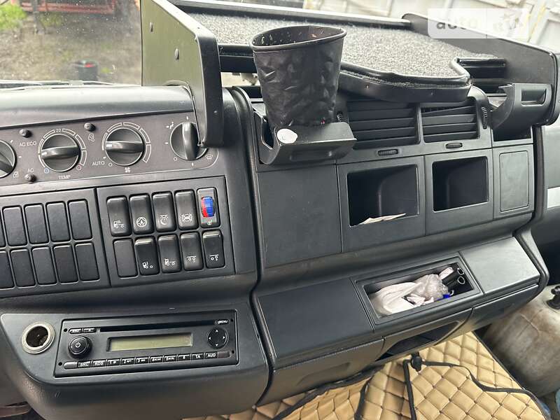 Контейнеровоз MAN TGA 2004 в Гайвороне фото 6 Контейнеровоз MAN TGA 2004 в Гайвороне