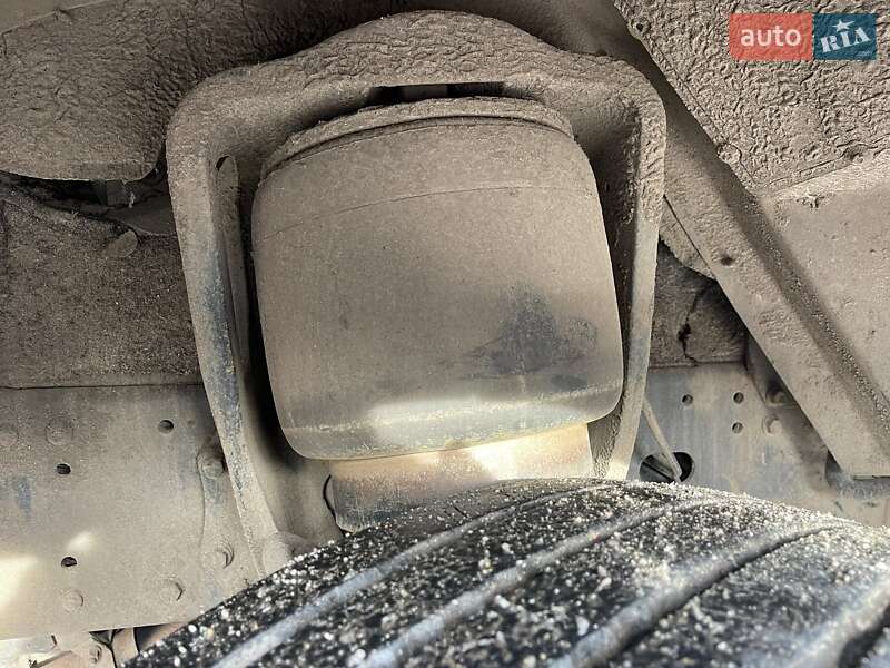 Контейнеровоз MAN TGA 2004 в Вінниці