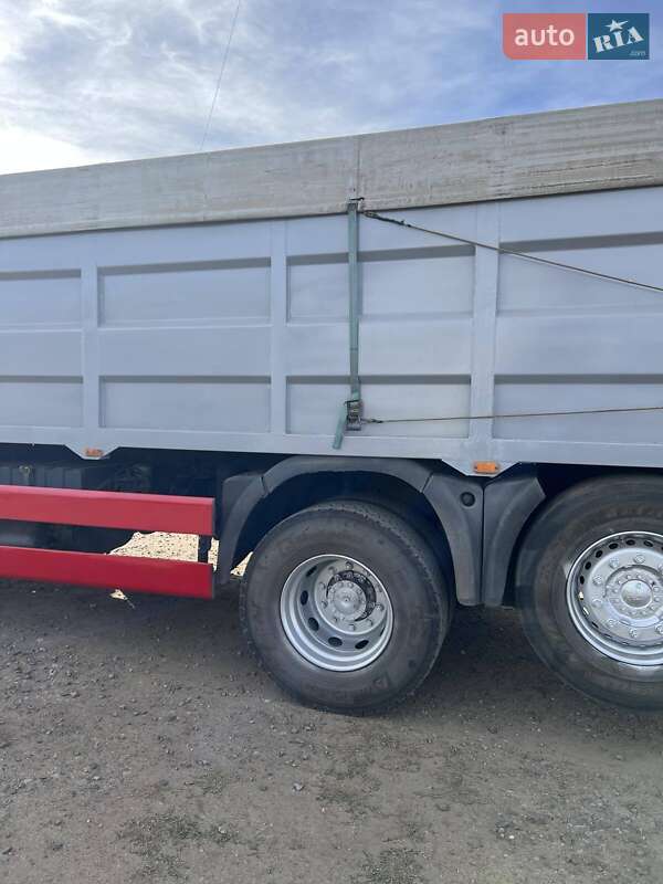 Контейнеровоз MAN TGA 2004 в Вінниці