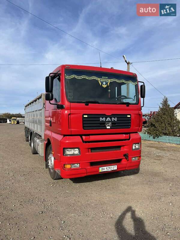 Контейнеровоз MAN TGA 2004 в Вінниці