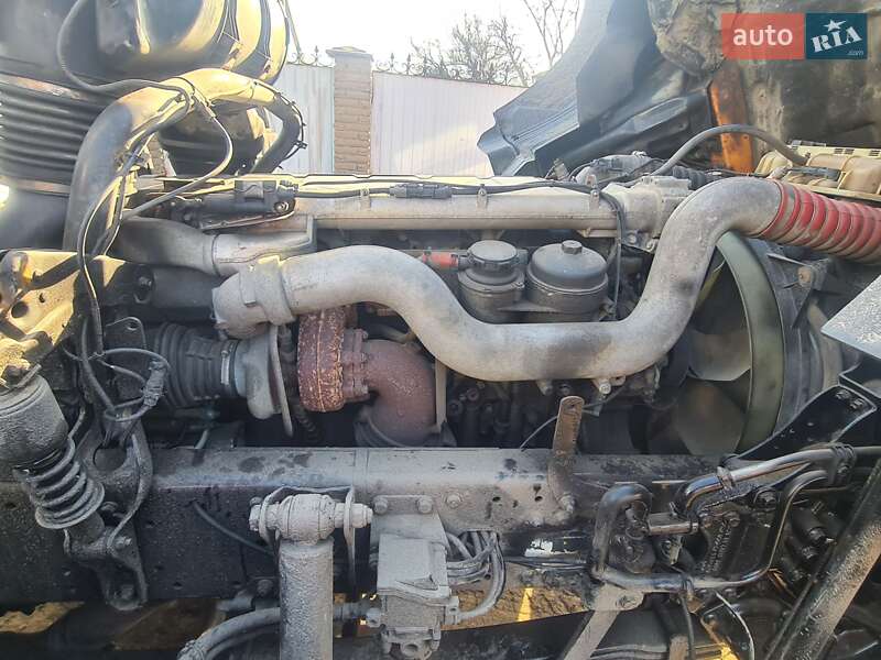 Кран-маніпулятор MAN TGA 2006 в Бучі