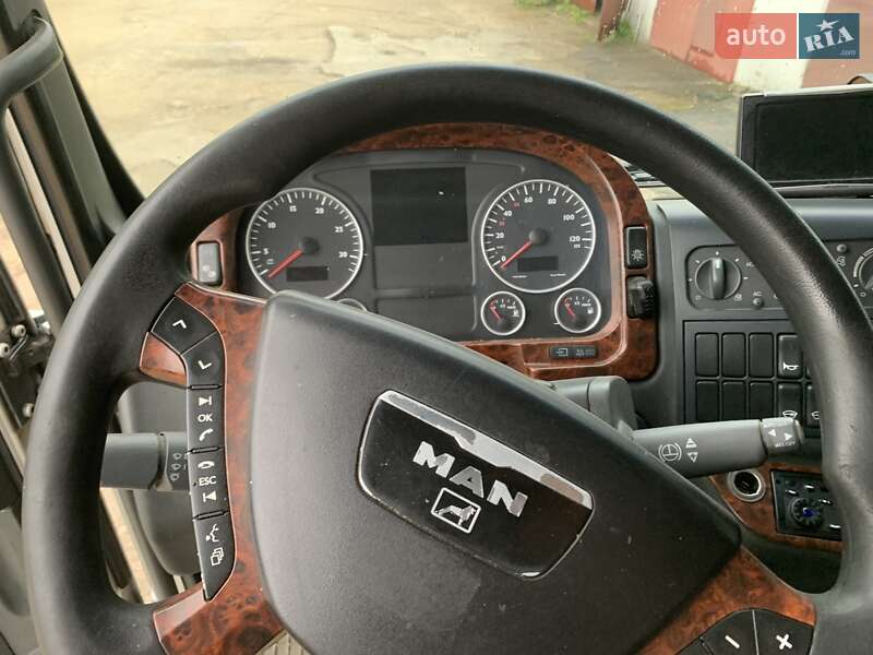 Тягач MAN TGA 2007 в Зборове