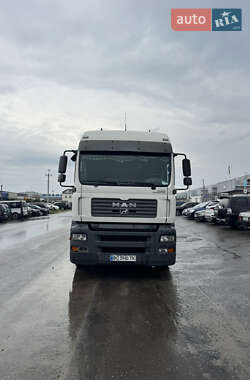 Контейнеровоз MAN TGA 2006 в Львові