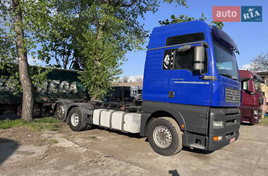 Контейнеровоз MAN TGA 2005 в 