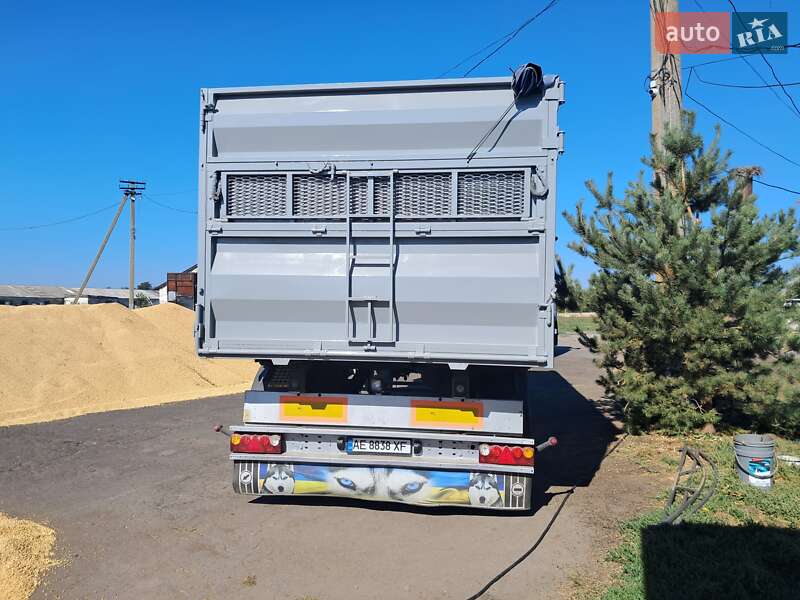 Контейнеровоз MAN TGA 2005 в Магдалиновке фото 6 Контейнеровоз MAN TGA 2005 в Магдалиновке