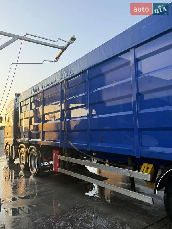 Тягач MAN TGA 2005 в Саврани