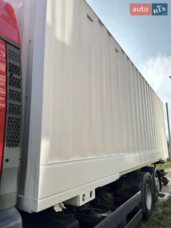 Контейнеровоз MAN TGA 2004 в Баре фото 9 Контейнеровоз MAN TGA 2004 в Баре