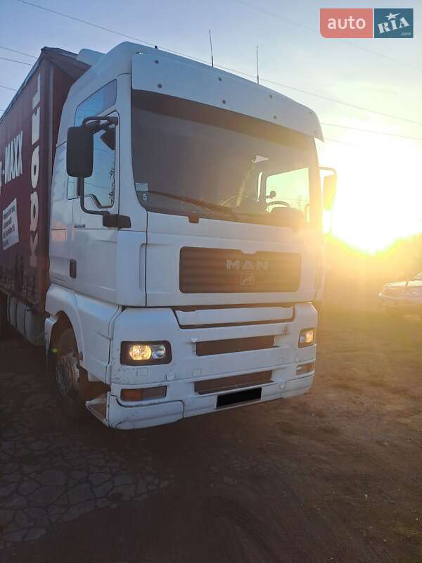 Контейнеровоз MAN TGA 2004 в Львове фото 26 Контейнеровоз MAN TGA 2004 в Львове