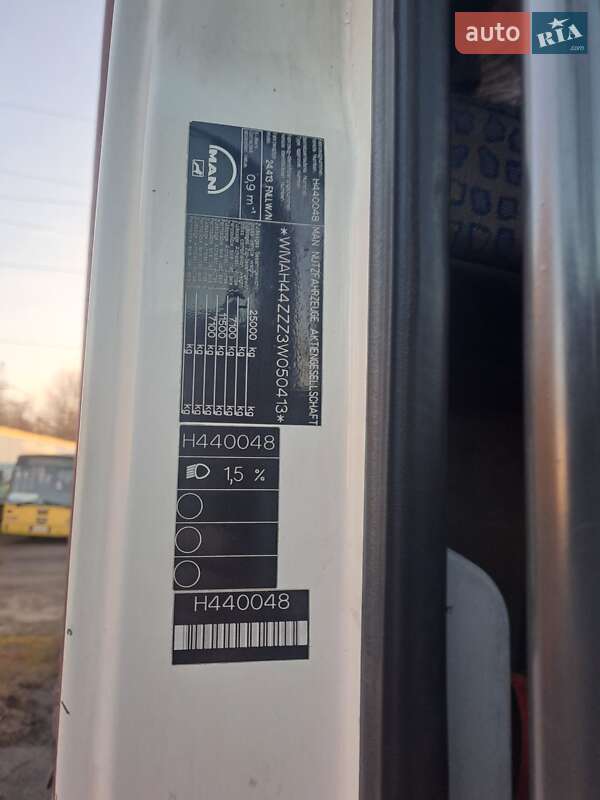 Контейнеровоз MAN TGA 2004 в Львове фото 60 Контейнеровоз MAN TGA 2004 в Львове