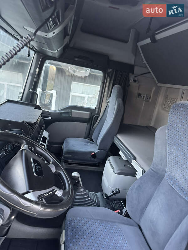 Тягач MAN TGA 2006 в Романове