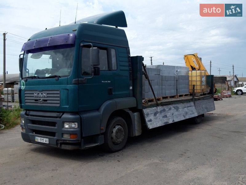 Кран-маніпулятор MAN TGA 2004 в Полтаві