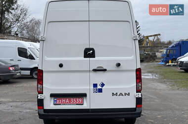Грузовой фургон MAN TGE 2021 в 