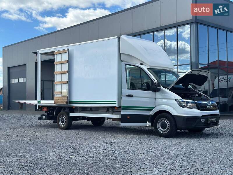 Вантажний фургон MAN TGE 2019 в Рівному