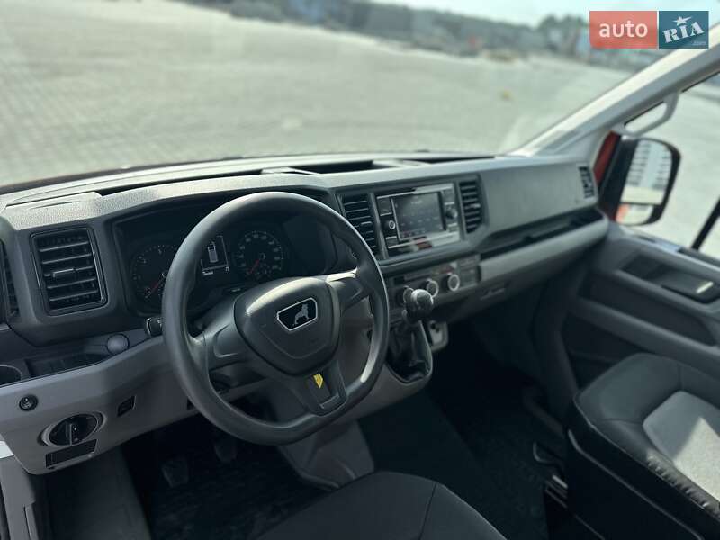 Вантажний фургон MAN TGE 2023 в Чернівцях